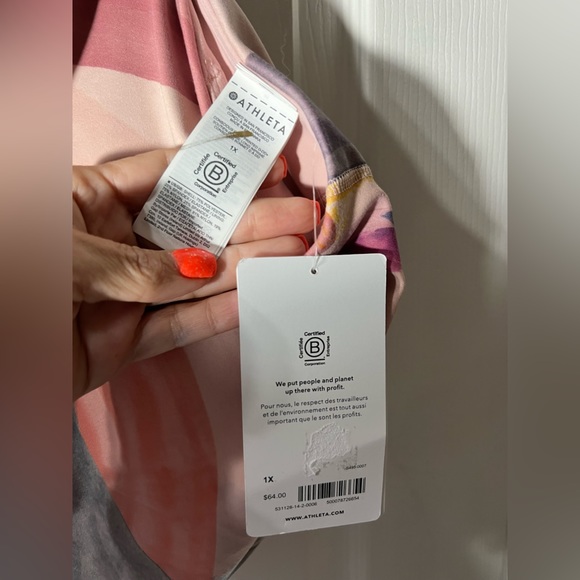 Athleta Conscious Crop Sport Bra Cup 1X D-DD Orchid Pink Watercolor Print - Picture 8 of 9